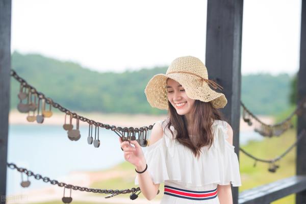 女生赵啥子卿取名相对有好听 女生赵啥子卿取什么名字